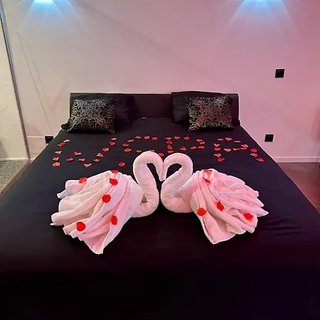Wspa - Nuit Inoubliable Avec Jacuzzi Et Sauna דירה *